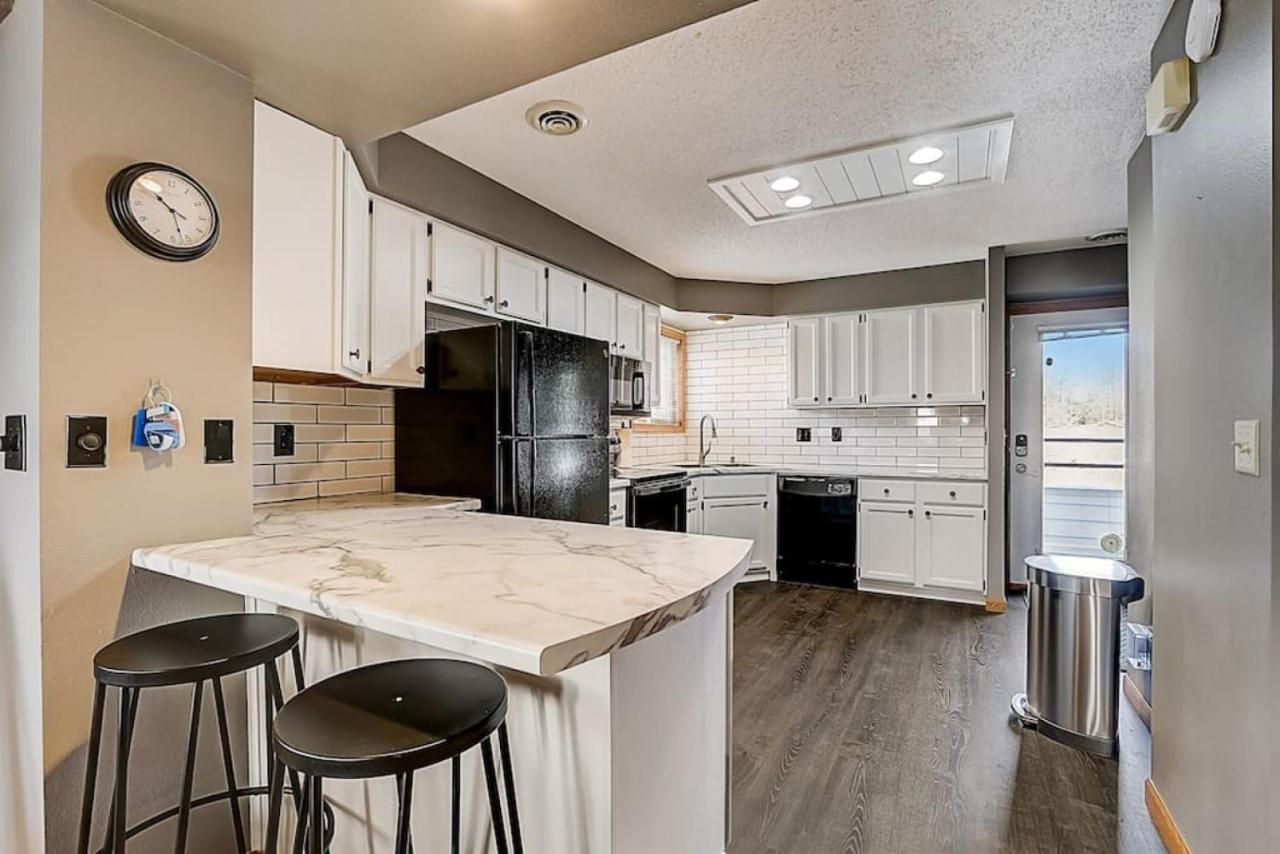 Family Dreams Condo At Lighthouse Cove ウィスコンシン デルズ エクステリア 写真